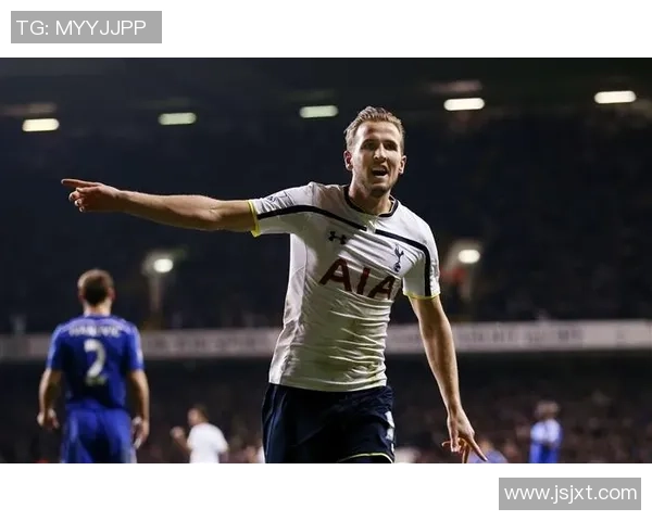 哈里·凯恩：从热刺射手到拜仁巨星，征服欧洲足坛的传奇之路